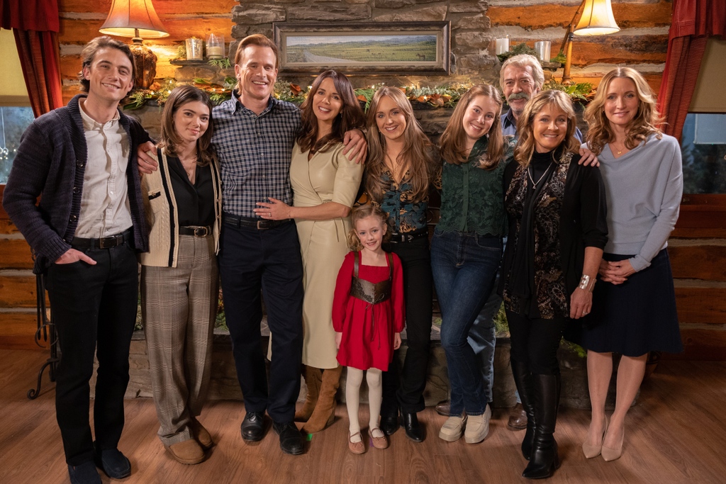 HeartlandOnCBC's tweet photo. What a beautiful episode to end a wonderful season.

Here are some photos to recap.

#seasonfinale #iloveheartland #HLinProd #heartland #heartlanders #heartlandoncbc #keepalbertarolling #cbc #cbcgem #heartlandcbc https://t.co/rlH2EUBPao