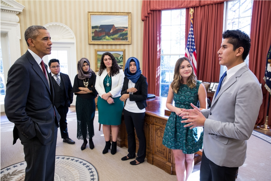 SteveJMariotti's tweet photo. That time the 2015 NFTE National Business Plan Competition Finalists shared their ideas with President #Obama in the White House. Tom Friedman wrote in the NYT the next day that every high school in America should provide NFTE's #entrepreneurshpeduvation program. @NFTE https://t.co/VrMbnjpGTE