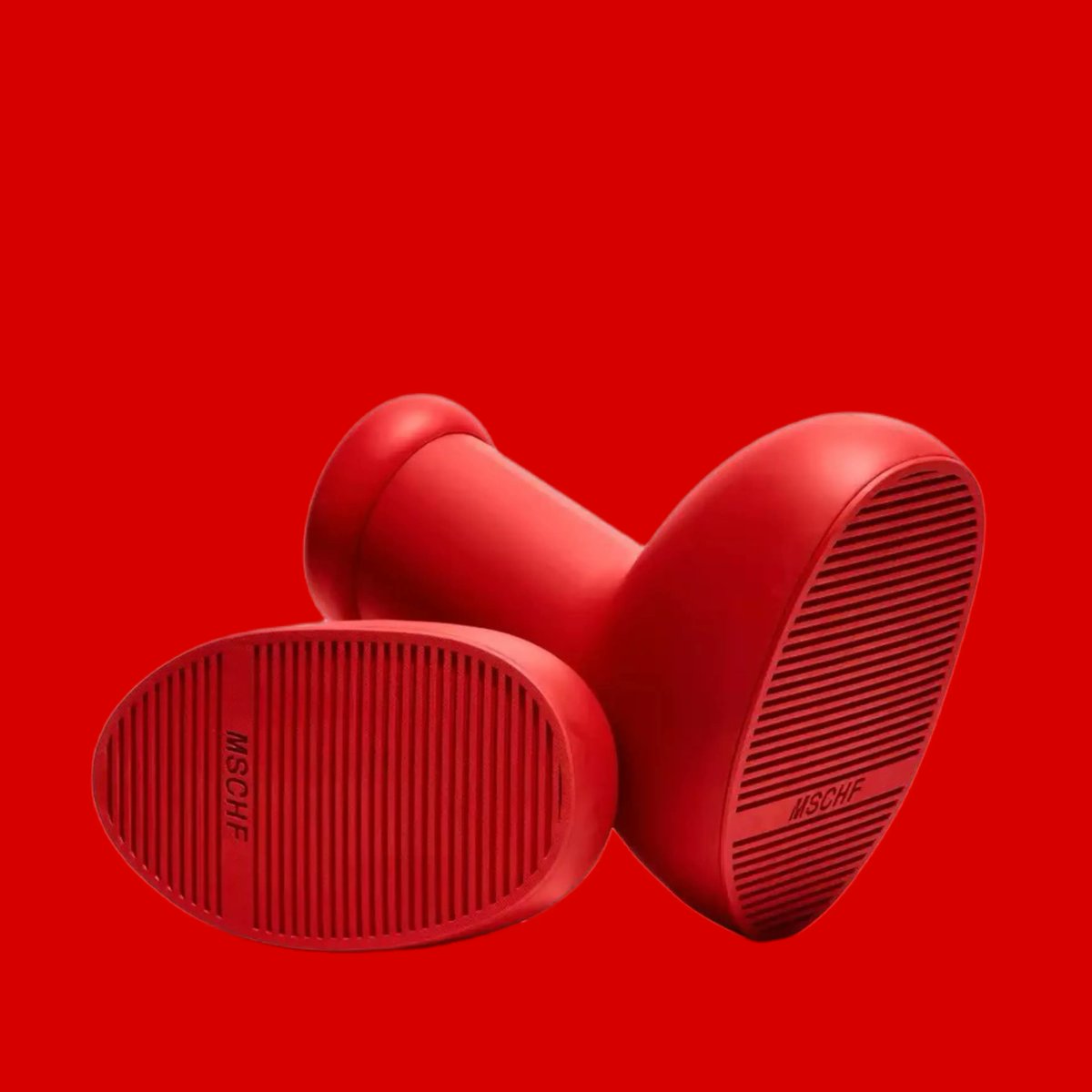 KicksFinder's tweet photo. FRESH LOOKS: MSCHF Big Red Boot

🗓️ February 16th, 11AM EST (MSCHF APP)
📝 N/A
💰 $350 USD
💵COP OR 🚮DROP? https://t.co/tOHe6qrCSw
