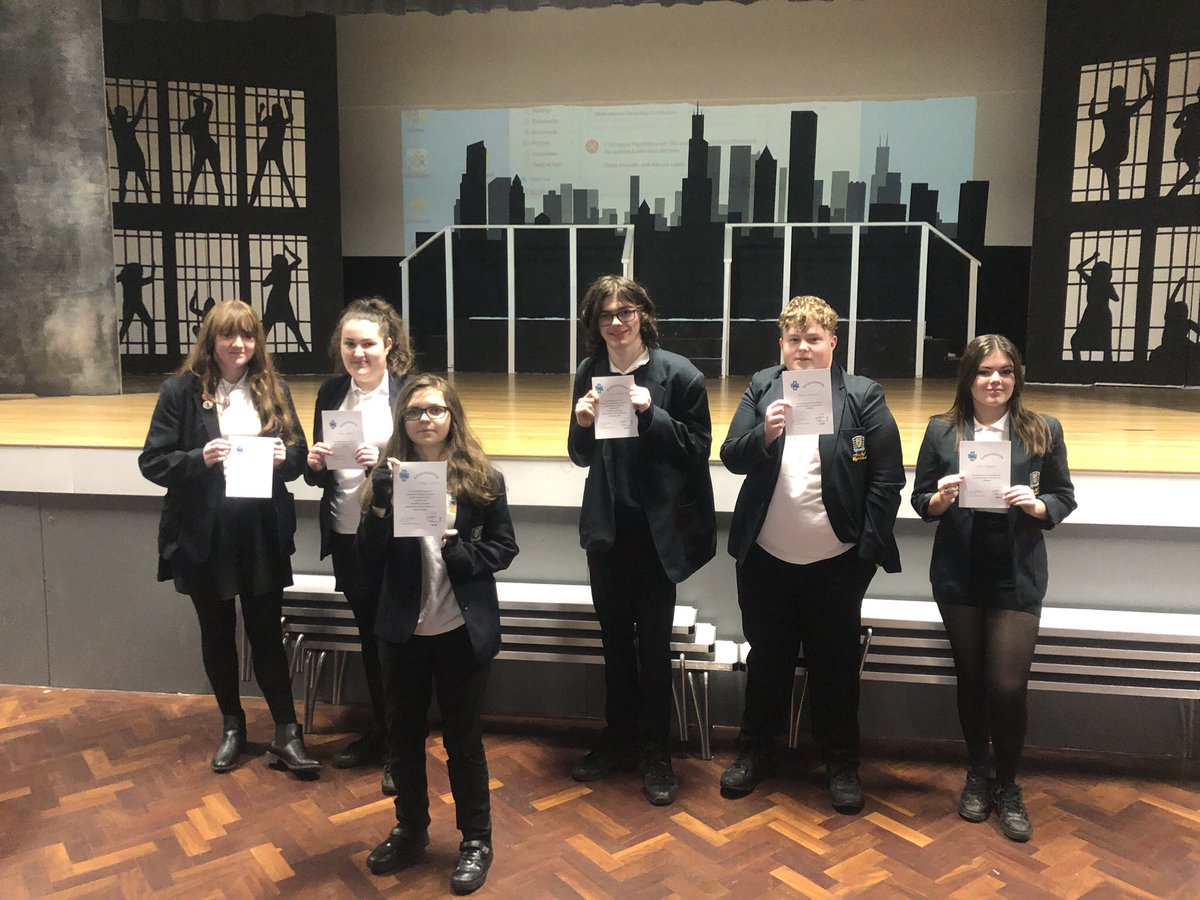 Afon Tâf Year 9 tweet media