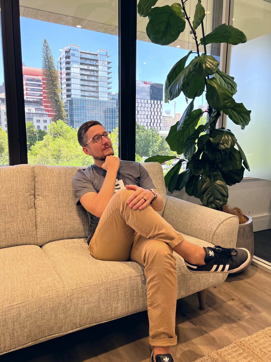 AccountKit tweet media