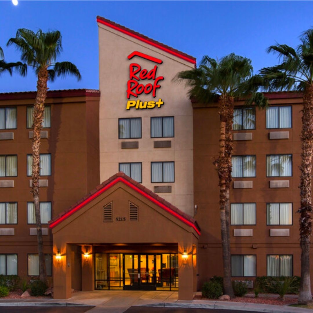 Red Roof tweet media