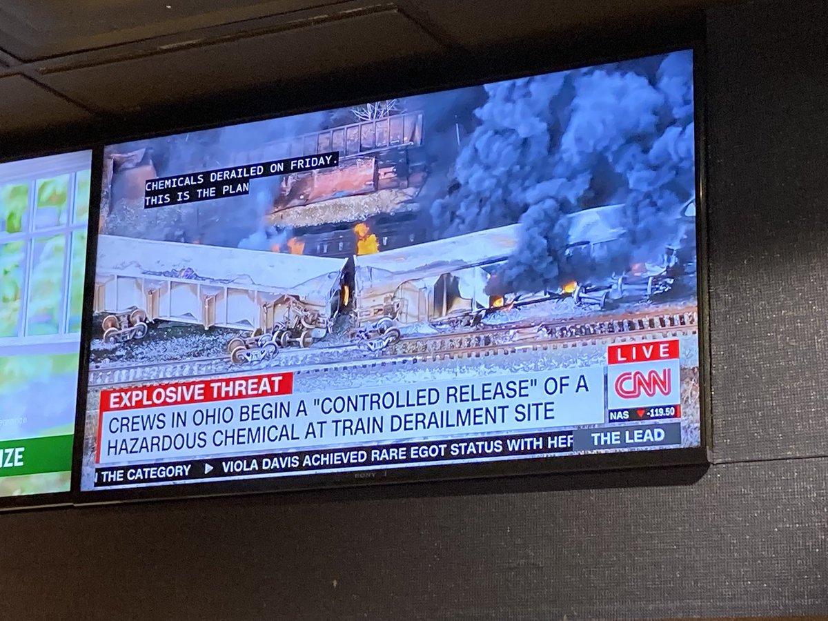 willkeefer's tweet image. Airborne Toxic Event à la “White Noise,” which also concerned a noxious black cloud from a train derailment in Ohio.