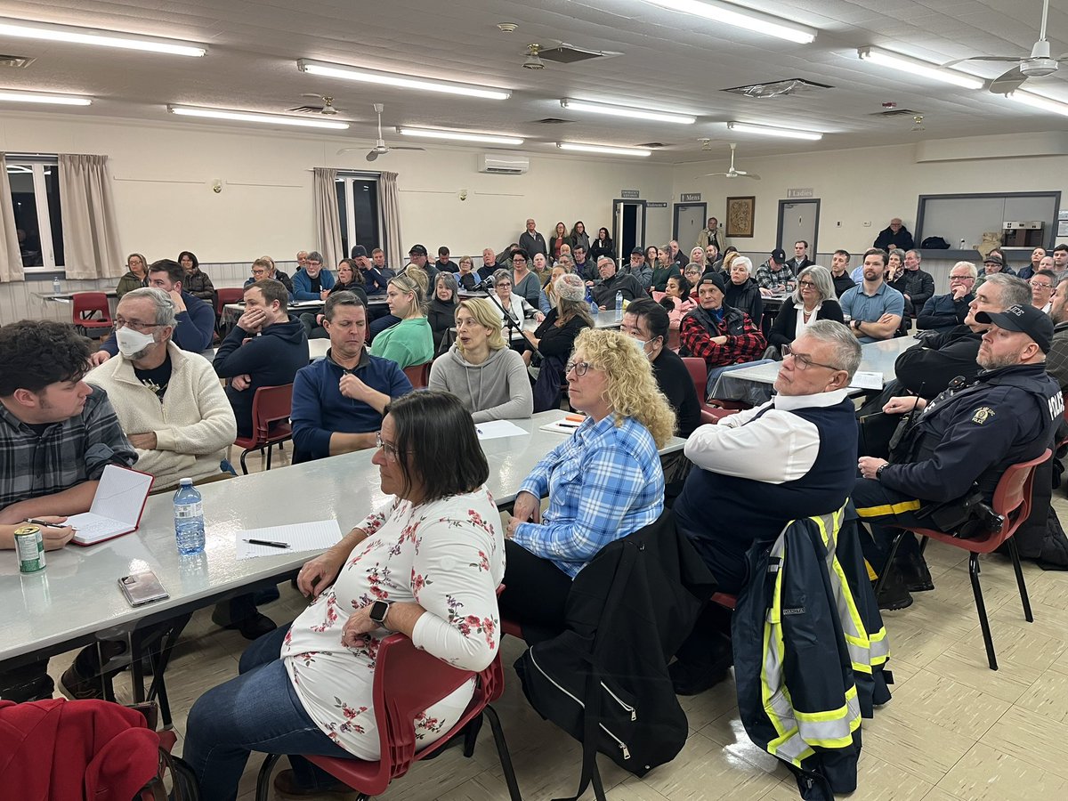 Louise Martin on Twitter "RT JWayneCBC Full house of more than 100