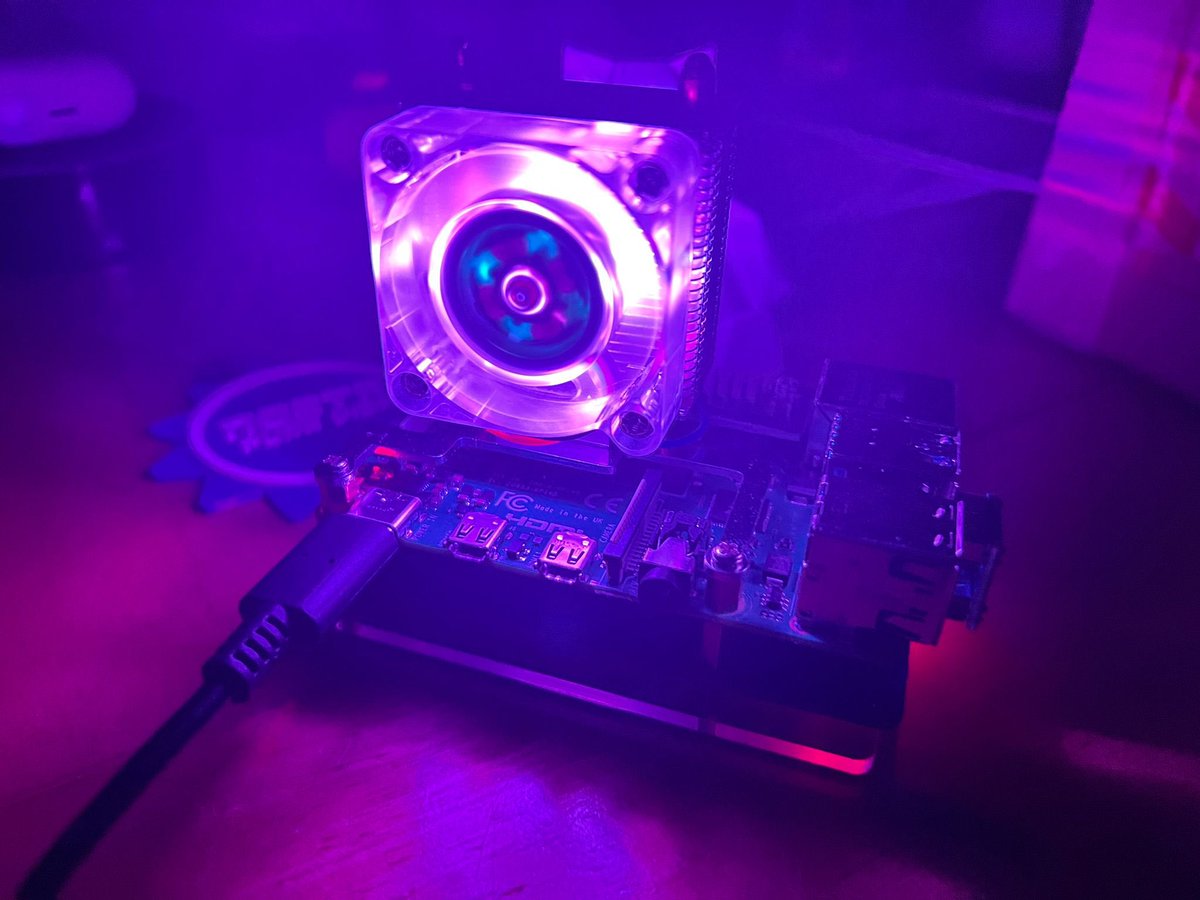 Isaac Weeks tweet media