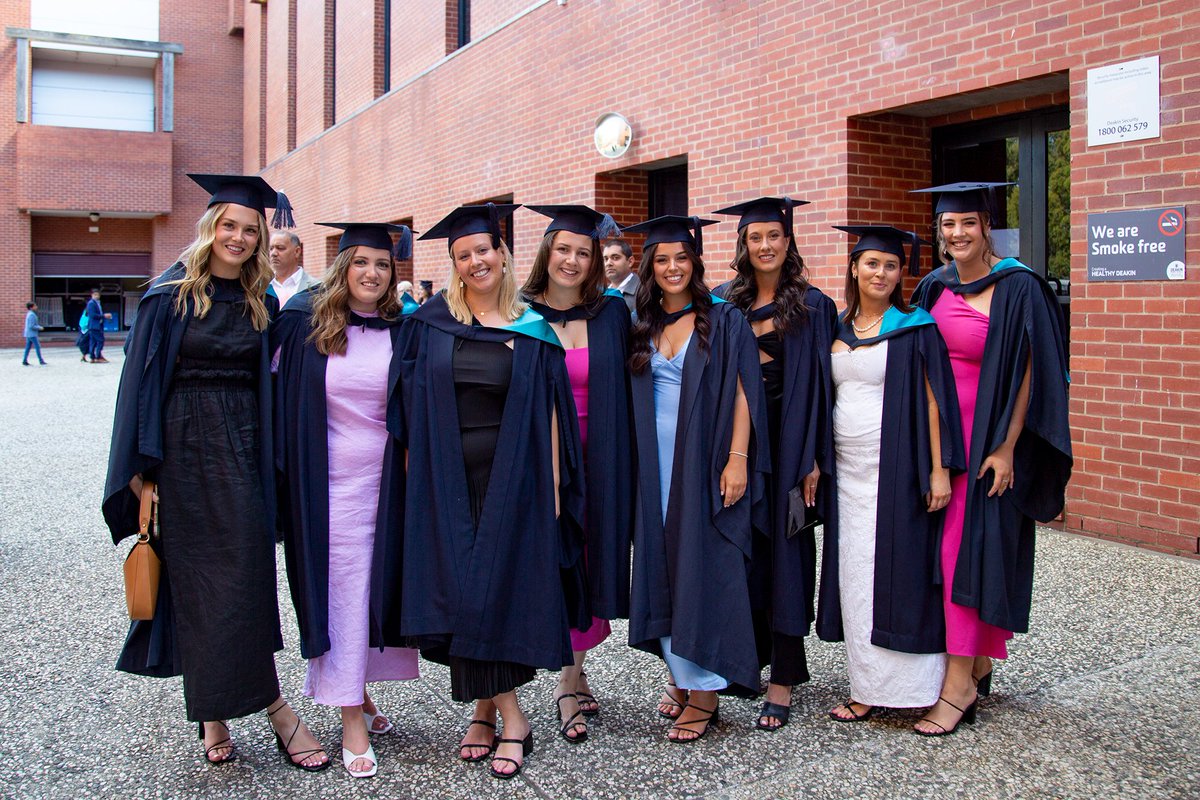 Deakin's tweet image. 🎓 | Just some happy faces at #DeakinGrad! Congrats to all our students who are graduating in the next couple of weeks 🥳