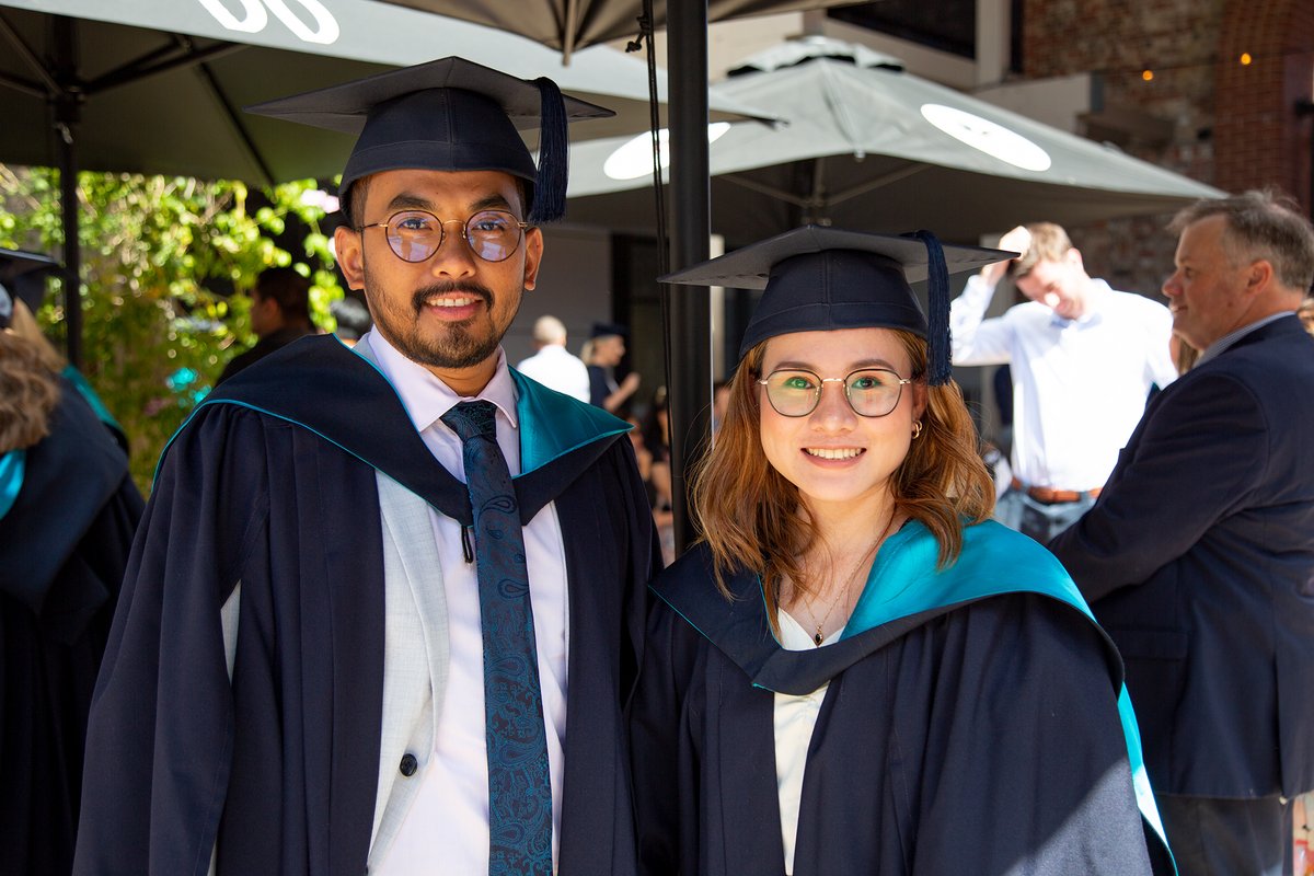 Deakin's tweet image. 🎓 | Just some happy faces at #DeakinGrad! Congrats to all our students who are graduating in the next couple of weeks 🥳