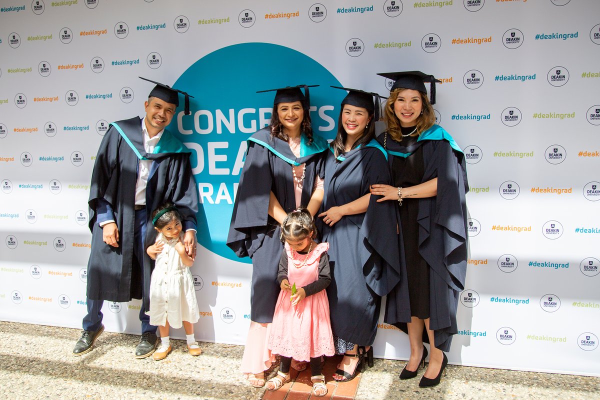 Deakin's tweet image. 🎓 | Just some happy faces at #DeakinGrad! Congrats to all our students who are graduating in the next couple of weeks 🥳