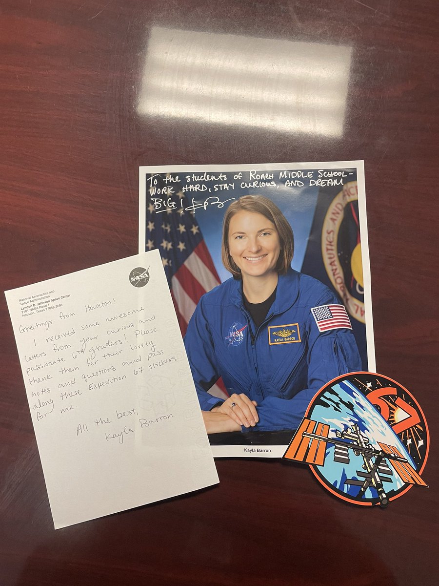 RoachRams's tweet image. Thank you, @NASA for responding to our 6th graders! They are so excited to hear from a real astronaut!  Shoutout to Ms. Caton and Ms. McWherter for creating a #FutureReadyLearner lesson so our kids can relate to real world Science! #RamFam #fisdmadetoshine