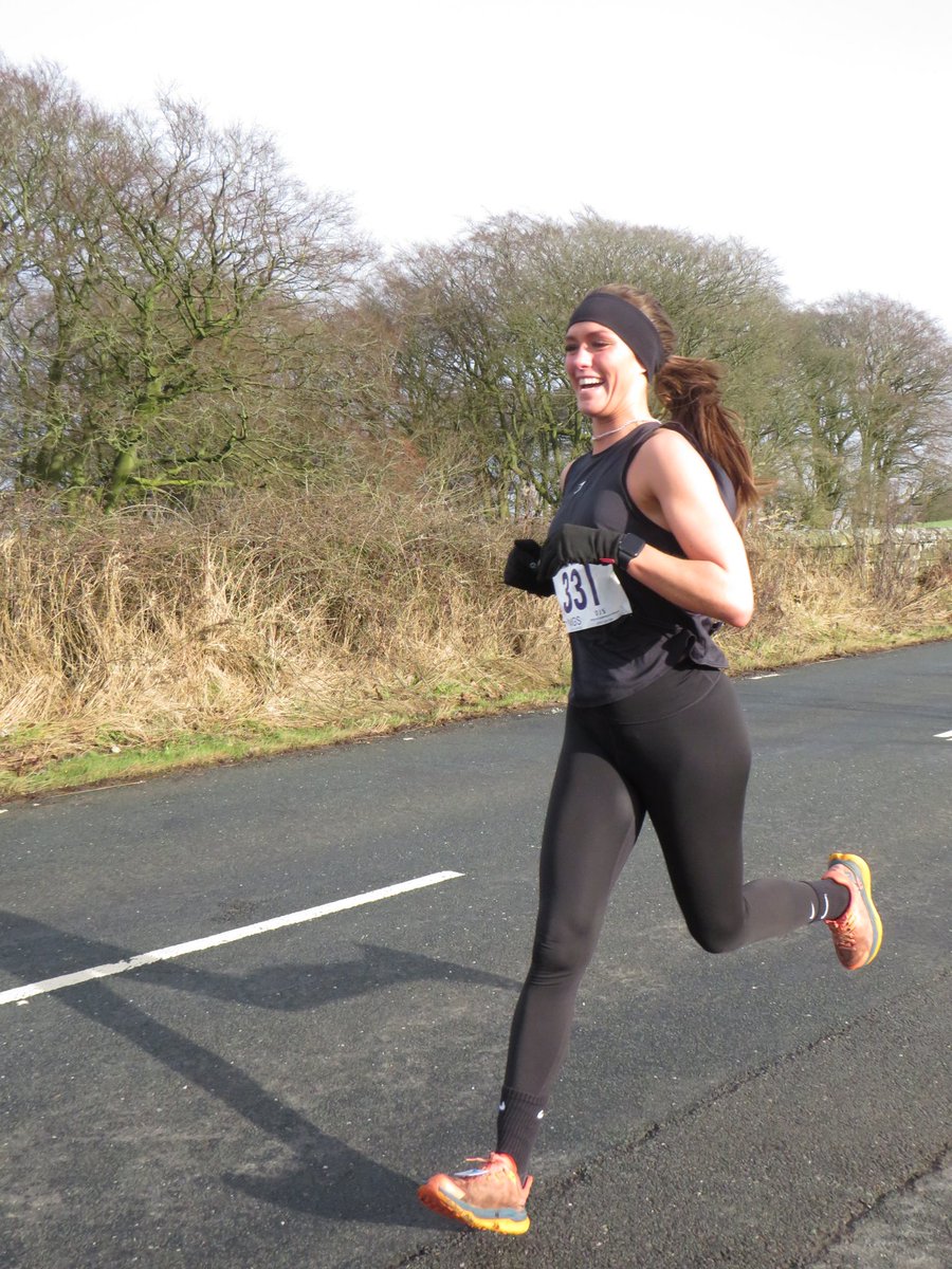 Kathag's tweet photo. @WestholmeSport @WestholmeSchool Well done Miss Lloyd..! Photo credit @WestholmeSchool year 11 photography student Scarlett, one of the race day photographers. #BRR #WinterWarmer10km @bbroadrunners https://t.co/KdqY7KKt5h