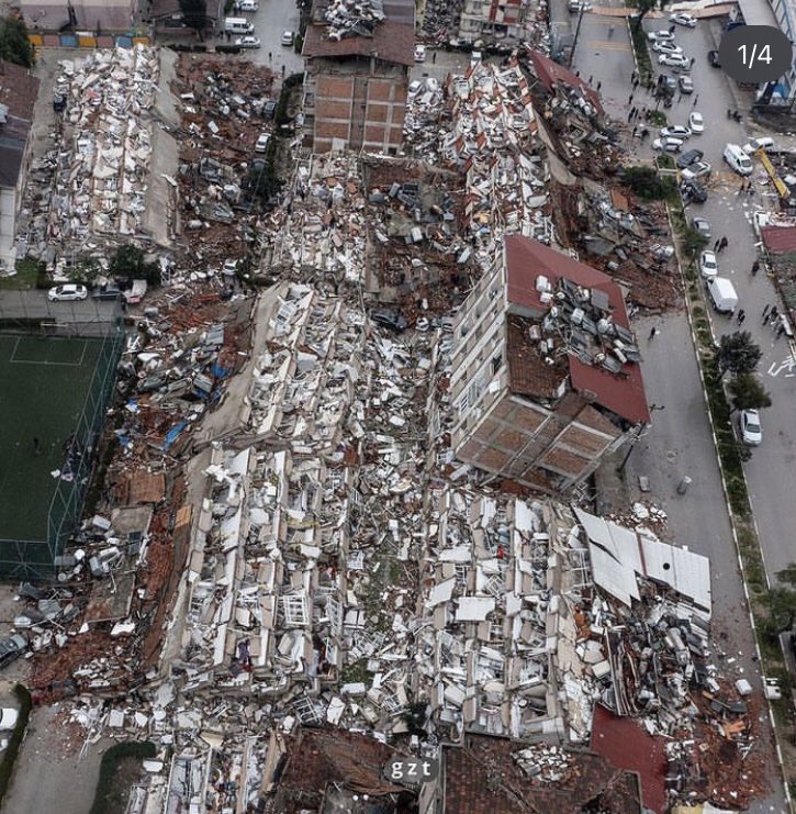 theinalova's tweet photo. #PrayForTurkey 🥀
#TurkeyEarthquake 
#Turkeyneedshelp https://t.co/q7t0OoXLoQ