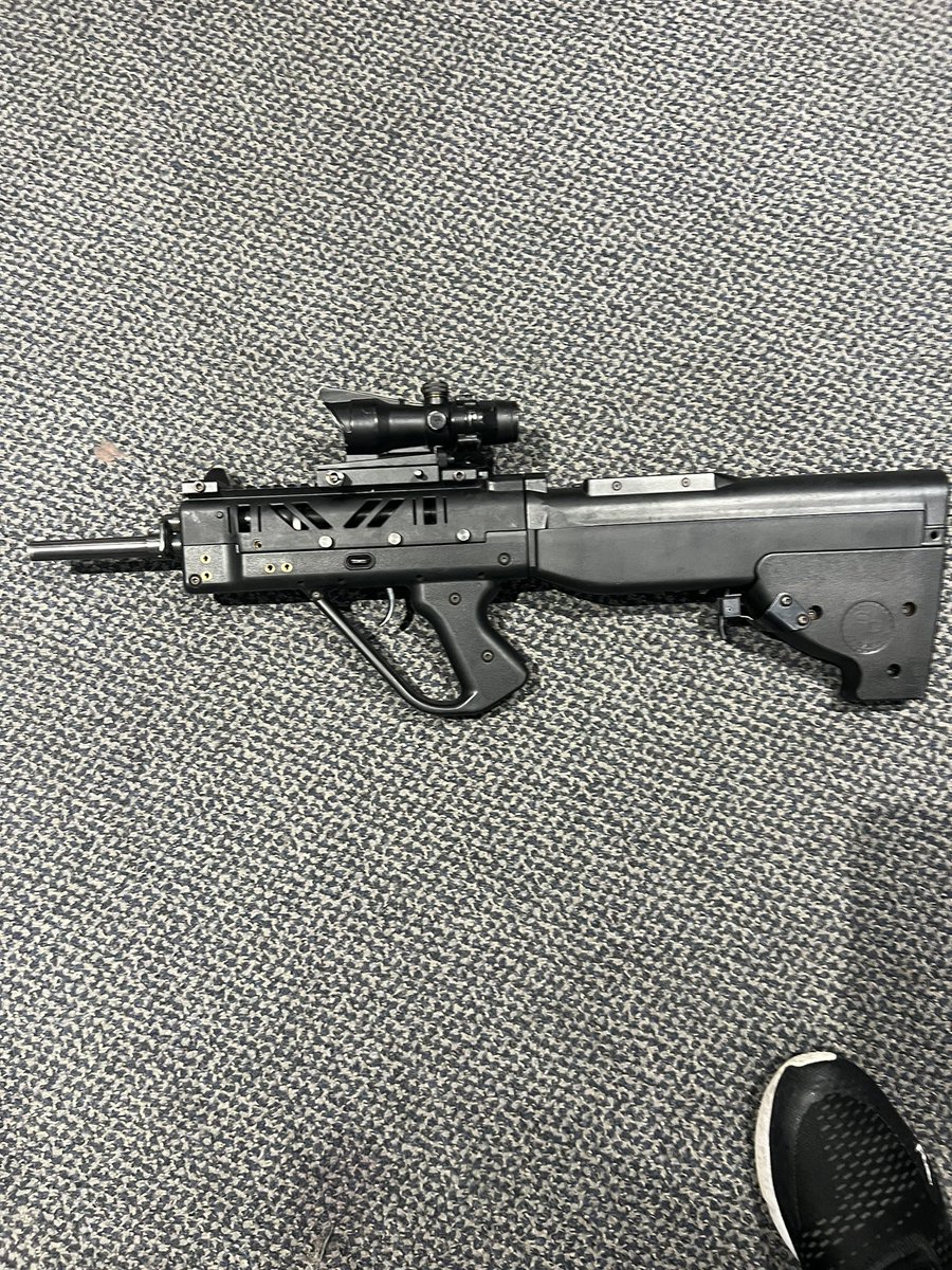 CoreyBBrooks's tweet photo. Another mother has turned over to me, the gun of her 14 year old son who was arrested before for the illegal possession of a firearm. This is a Bullpup Norinco SKS another reason to support https://t.co/wQ9D9pUhcB #projecthood #savingoursons #savingourkids #chicago #Moms https://t.co/CpyrTFkYeV