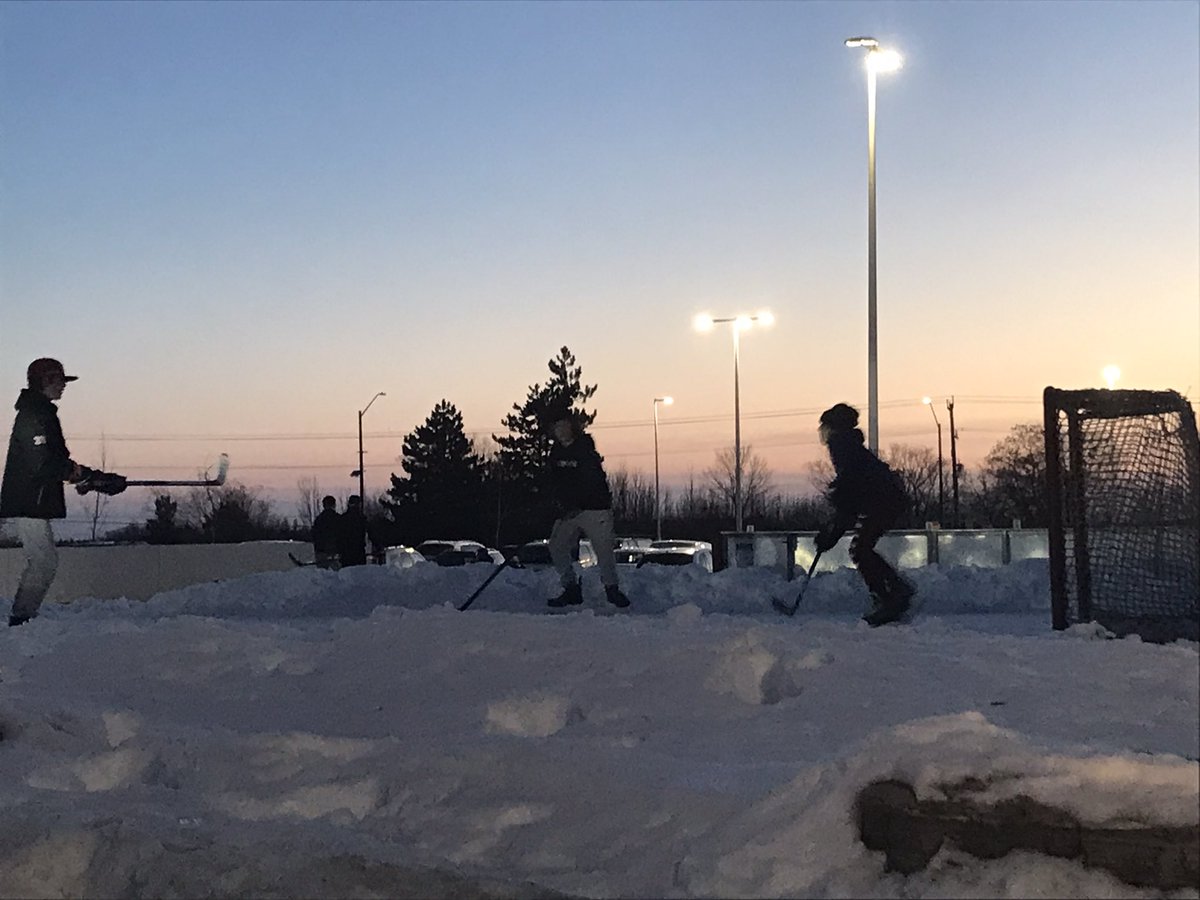 JpConsulting4u's tweet image. Trying to focus on editing while in the car with my clipboard, but I keep getting distracted by the sound of a puck hitting my car

Good thing it’s a beater 

#parenting 
#InsecureWriter 
#amwritingfiction 
#amediting 
#WritingCommunity