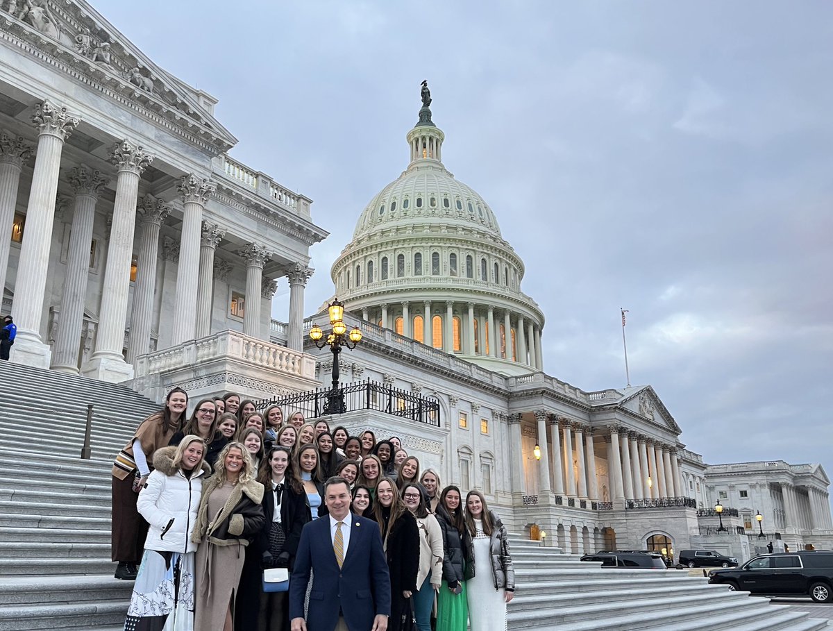 It was a pleasure to meet with AP U.S. Government students from Saint Mary’s School in Raleigh this afternoon to discuss the important role of our legislative branch and answer their questions about Congress.

It’s always great speaking to future leaders!