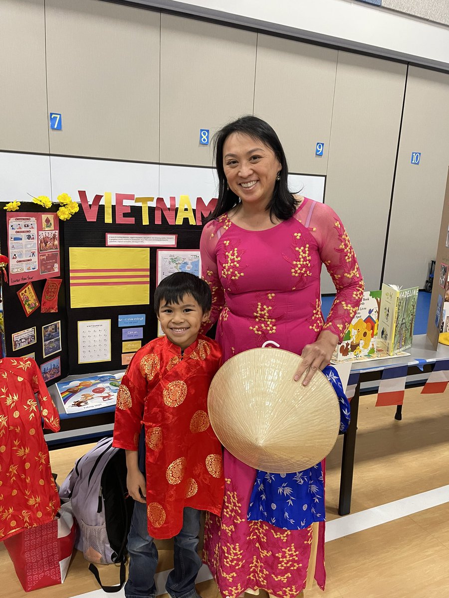 Multicultural Night at FES <a href="/FESfalcons/">Florence Elementary</a> #celebrateKISD