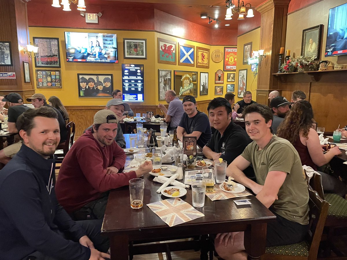cshaw04's tweet image. Nice little spontaneous @UofGuelphOAC #GuelphTurf reunion down in Orlando @GCSAAConference.  Students past, and present getting along - be still my heart ❤️ 🥲