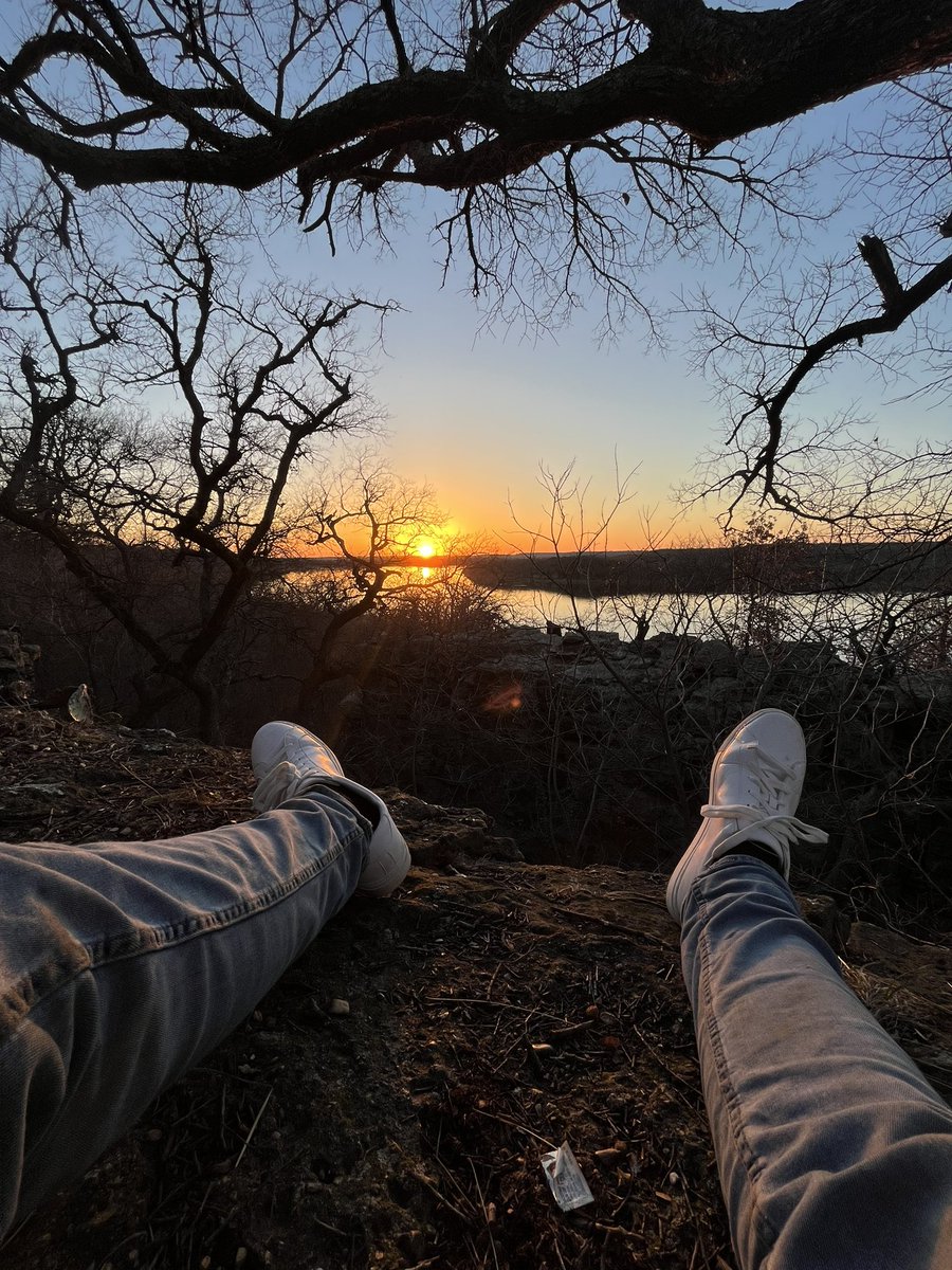 waterdud3's tweet photo. Insert “What a wonderful world” by Louis Armstrong #sunsetparadise #GoodVibes #FYP https://t.co/Ja7eR9rDno