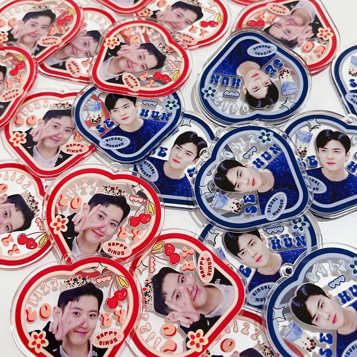 ____cypark's tweet photo. erideull, karena aku masih ada sisa bbrp pcs dari fancon kemarin kalo aku open claim keychain ini ada yang mau kaahh? bakal ada 4pcs gituu. chanyeol sehun masing2 ada 2pcs😬

[#EXOSCInJKT #EXOSC_BackToBack #BackToBackJakarta] https://t.co/s7X1KU8NGI