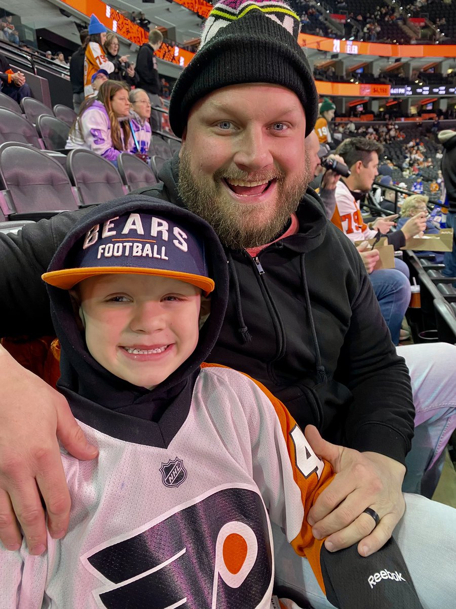 Stage4Thriver's tweet photo. Boys Night!!! #MBME #Flyers #EJYak4 #ForeverSavage https://t.co/U1GWVKda3m