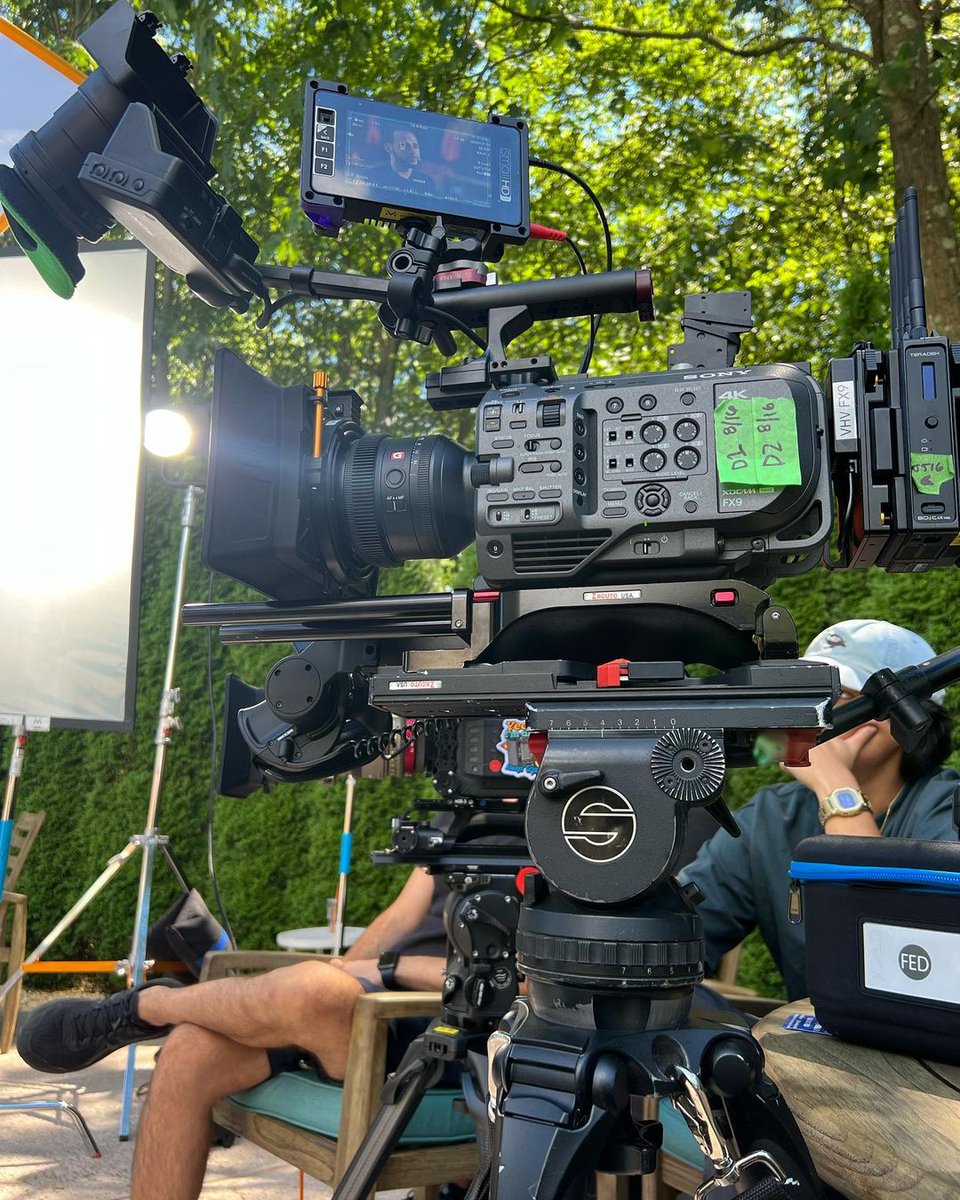 16x9inc's tweet photo. Sony FX9 camera build by @vanheestvisual 🎥
#teradek #smallHD #sonyfx9 #cameragear #filmgear #vanheestvisual #camerabuild #16x9inc #cinelocks #16x9cinelocks https://t.co/HwJZq7VT35
