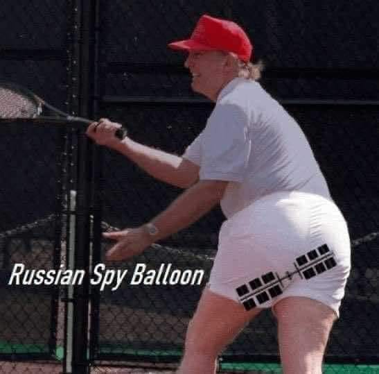 Stella830's tweet image. #spyballoon #SpyBalloonDown