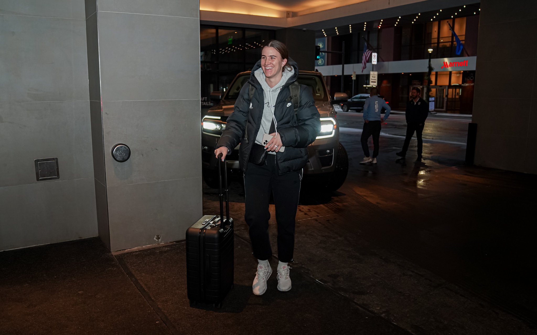 usa-basketball-on-twitter-come-through-usabwnt-https-t-co