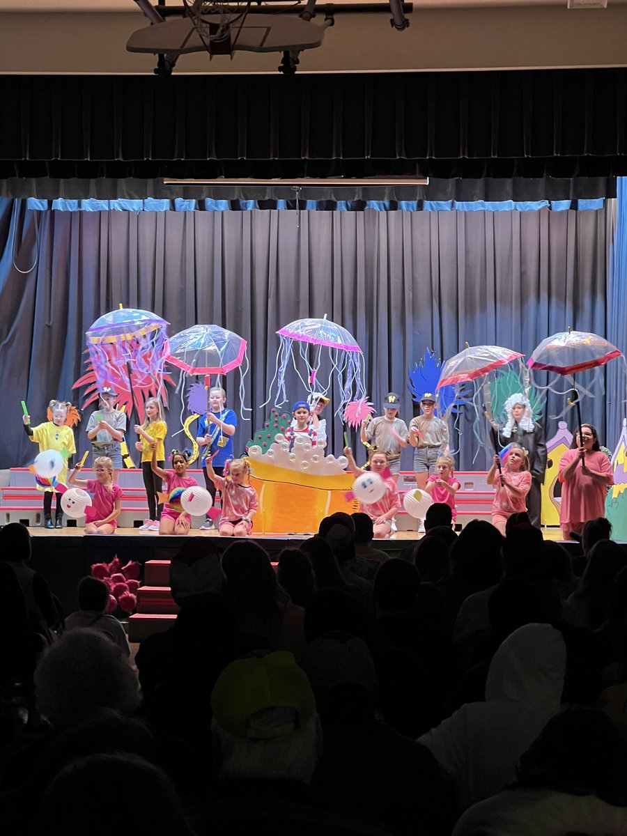 Shout out to all our SJSD elementary students who participated in the Fine Arts Institute at Coleman Elementary- SJSD tonight! The performances were outstanding! ❤️💙💜💚 👏