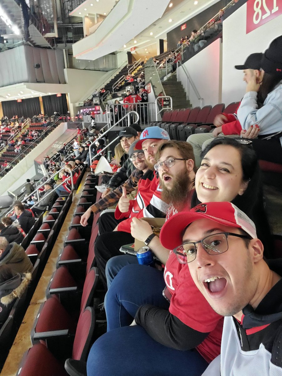 TortoiseManNJ's tweet photo. #prupucs #prudentialcenter @NJDevils https://t.co/0lX9x6igU9