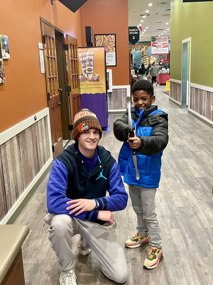 Tanner_Castora's tweet image. This past month my time with KELO came to an end
I’m extremely grateful for the past 2 years. This job changed my life.
I had a blast