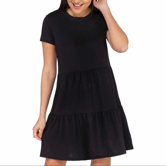 So good I had to share! Check out all the items I'm loving on <a href="/Poshmarkapp/">Poshmark</a> #poshmark #fashion #style #shopmycloset #express #julietdunn #nicolemiller: posh.mk/szeNeix8cxb