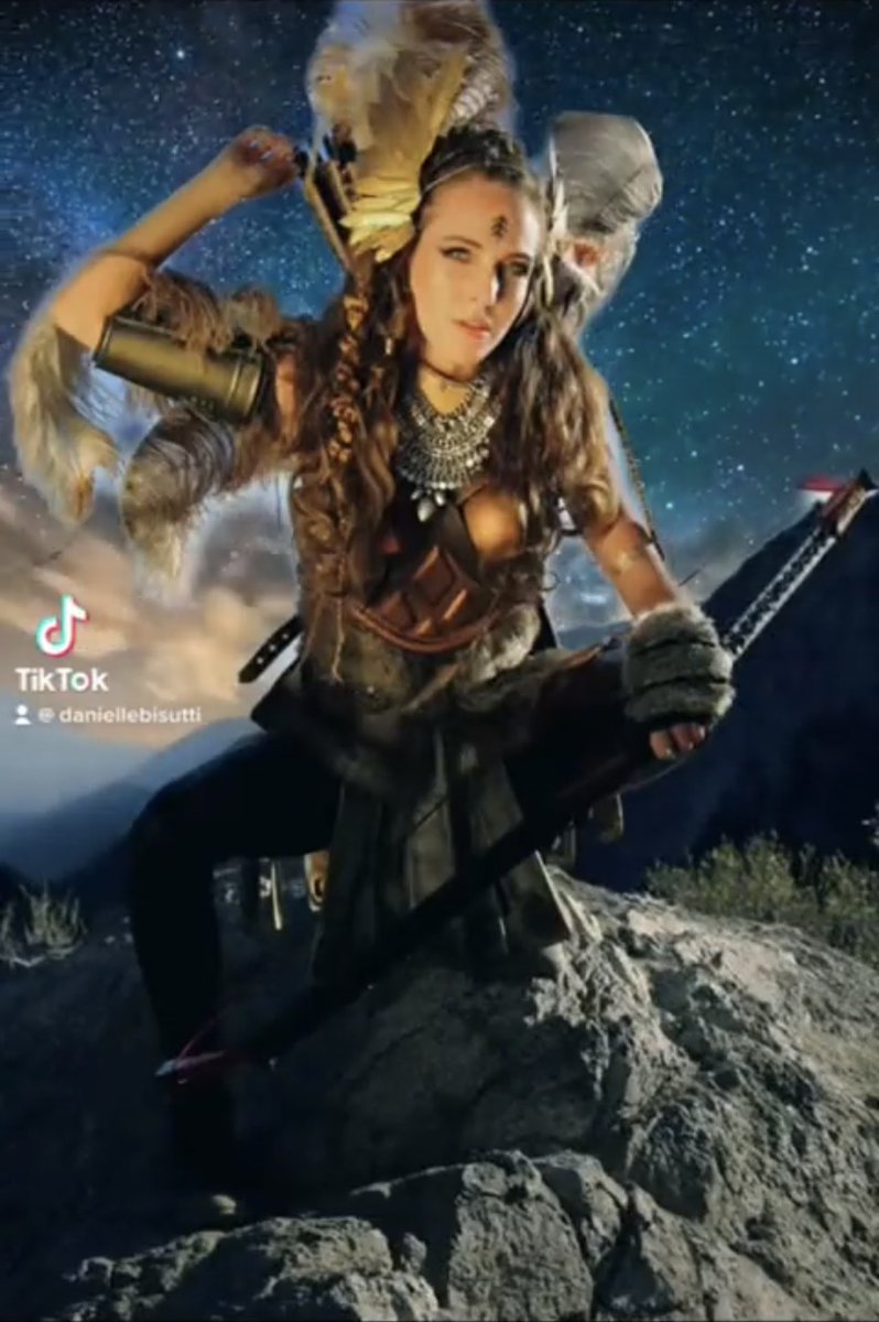 Danielle Bisutti #TeamFreya 🦅⚔️ #GodofWarRagnarok tweet media