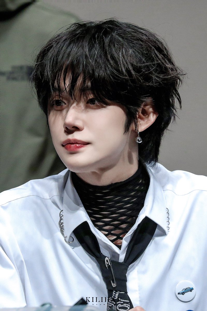 kilibae_0913's tweet photo. 230205 연준

｜HD｜

#TXT   #투모로우바이투게더      
#연준  #YEONJUN https://t.co/SxWTKmoSCm