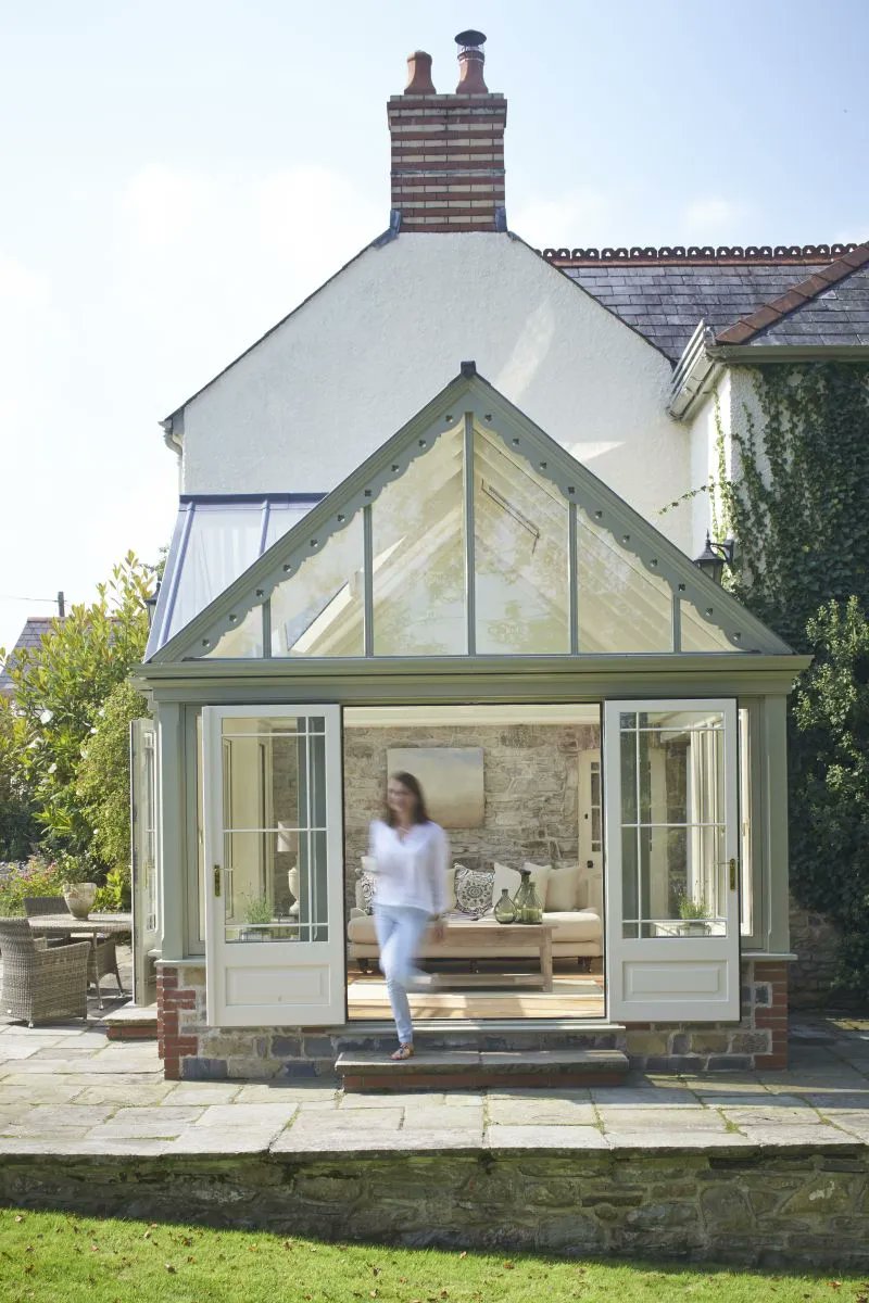 Conservatory design flawlessly links house & garden 🏡

Design brief: when your indoor and outdoor spaces work together in perfect harmony ✅

#davidsalisbury #Conservatory #Bespoke #Design #homeextension #architecture