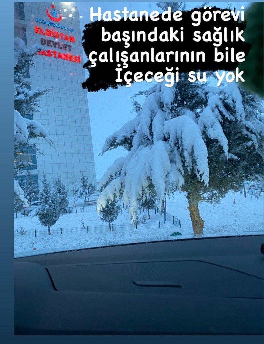 Elbistan'da bir öğretmenimizin paylaşımı..
Durum ciddi. Battaniye, su, çadır ilk etapta hayati öneme sahip.. Seslerini duyuralım.. #deprem #Kahramanmaras #seferberlik