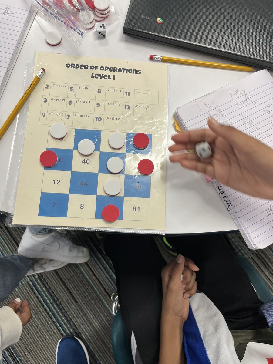 MrsMillsJ7's tweet photo. Playing Bump it in 5th @LemmKISD @KleinISDMath https://t.co/J5GDkI4ZWs