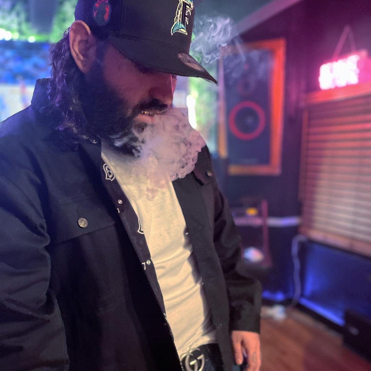 BOOBIELOOTAVEL's tweet photo. PSA: A LETTER TO MY FANS 
“LOOTAVELI” THE ALBUM.. ON THE WAY..IM BACK! 
#YUHHHDIGGGGGGGG
(PICKING 1 PERSON OUT THE RETWEETS TO LISTEN TO THE WHOLE ALBUM WIT ME THRU FACETIME, WHO IS GONNA BE?) 
RT/FAV/SHARE https://t.co/ORkJMfNy8a
