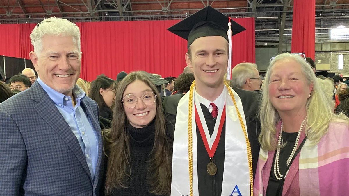 So much has happened these past few months. I graduated Magna Cum Laude with a Chemistry major from Cornell University, I started a full time job at Ecolectro, Inc., and I got to welcome my new niece into 2023! Next stop, #gradschool! #cornelluniversity #chemistry #fulltimejob