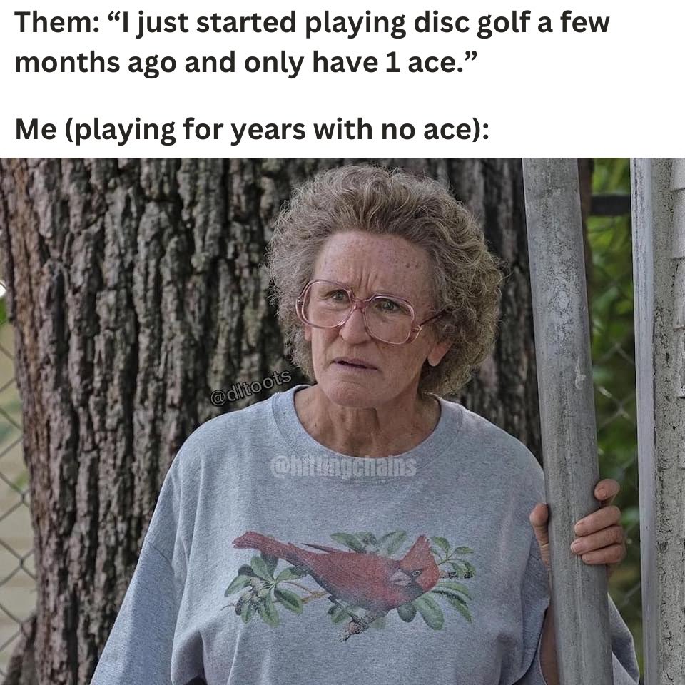 hittingchains's tweet photo. We’ve all definitely seen people write this on groups and on r/discgolf. This is how I feel. 😆 #discgolfmemes #discgolf #frolf #frisbeegolf #jomemespro #discgolface #hittingchains https://t.co/8iY8a0BOc3