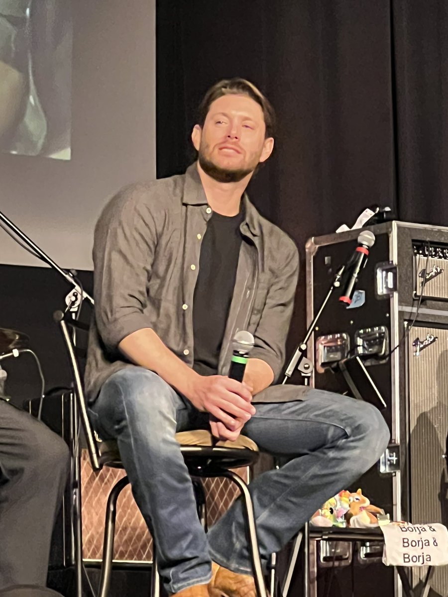 Queen_Kat's tweet photo. ☺️
#SPNDAL #SPNDallas #JensenAckles https://t.co/gJ9co4N46k