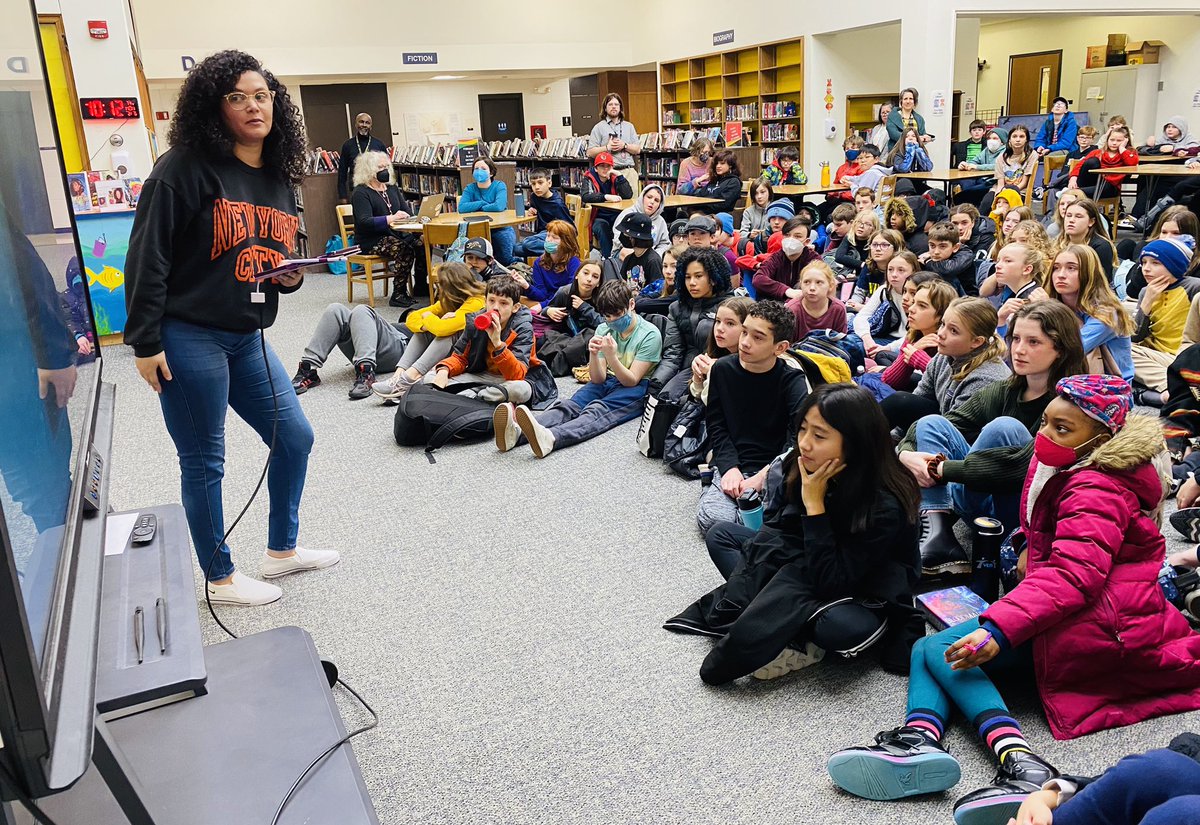BoyntonLibrary's tweet image. When a favorite author lives locally and ends up being your long-lost BFF! Thank you @KalynnBayron for kicking off @IthacaNYSchools #blacklivesmatter at School week and @buffstreetbooks for the 📚! #librarylife #representationmatters ❤️