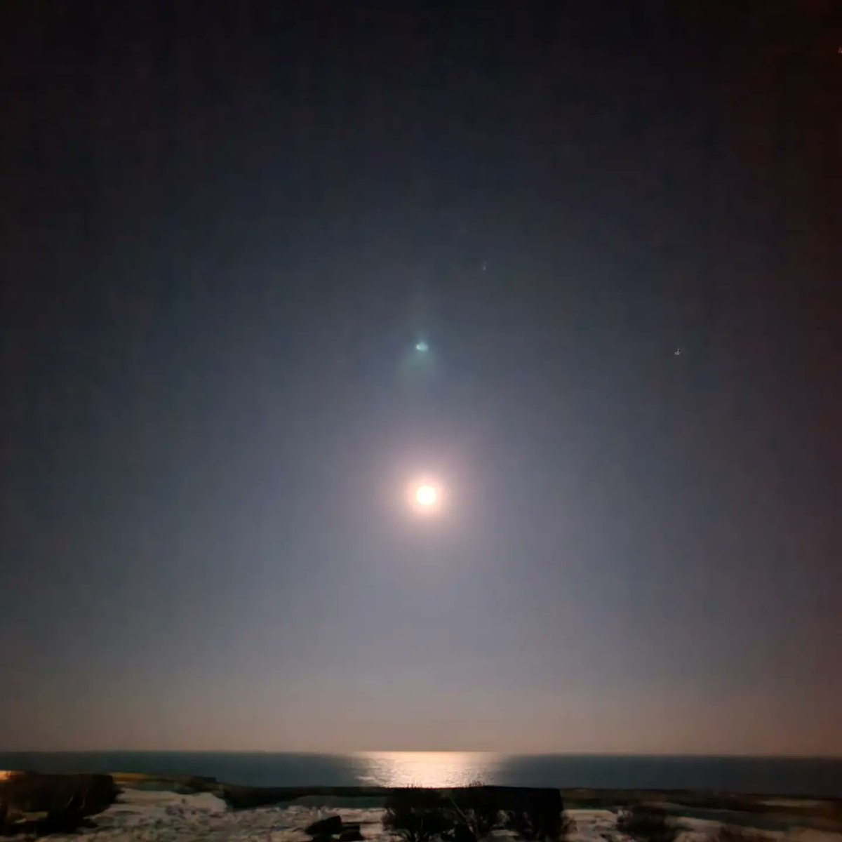 Rncars's tweet photo. Full moon fun lol https://t.co/jUvn3AV3bY