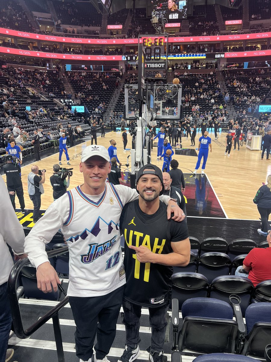 RyanStream23's tweet photo. #TakeNote #ryanstream #jaredscott #utahjazz #youthspeaker https://t.co/seSU35uK23
