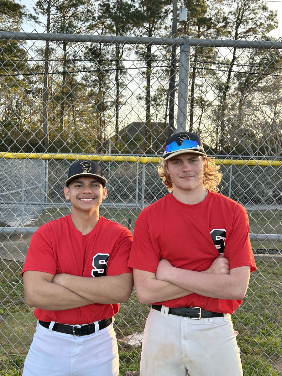 BaseballSalmen's tweet photo. Congrats to Charlie and Roman https://t.co/qbye3vOAZj
