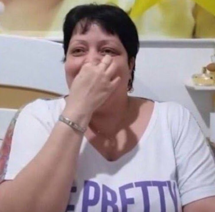 jubsbieber's tweet photo. alguém precisa dar a plaquinha de mosca morta pro gabriel só pelo meme #bbb23 https://t.co/hEMV6aEKsx