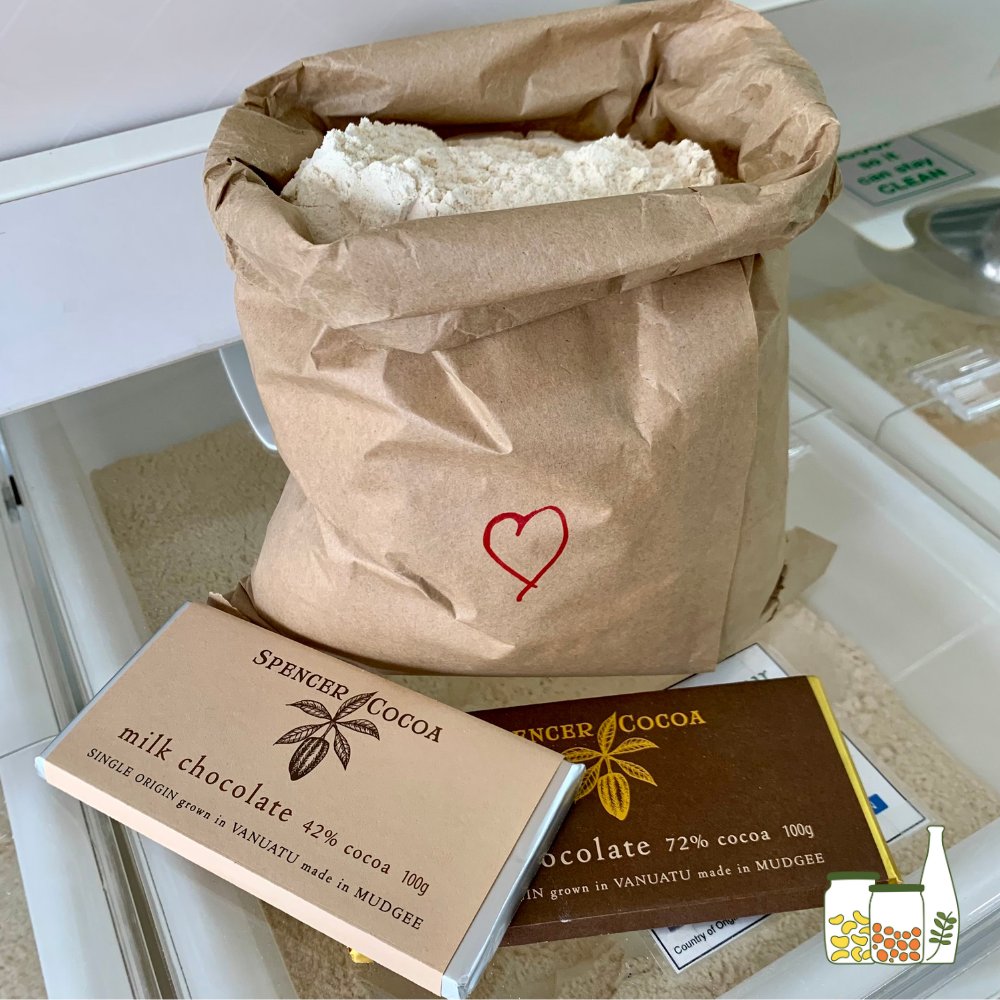 Village_Foods's tweet photo. Nothing says ‘I Love You’ more than Flours and Chocolates. 
Cake and Bakers Flour, or if you want to spoil them, give them a great big bag of Rye, Spelt or even Khorasan Four (fancy!).
Grab a bar or three of amazing Spencer Chocolate too!

123 Marrickville Road Marrickville. https://t.co/T7izh92ptJ