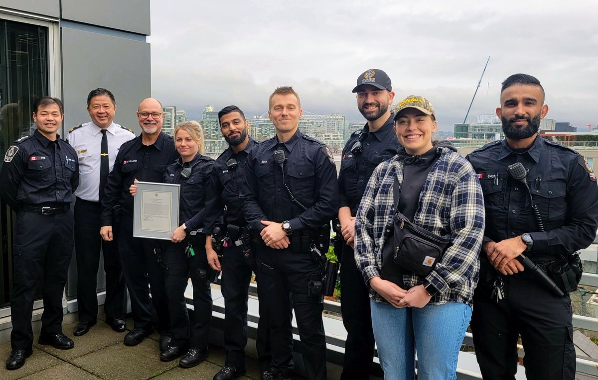 DeputyChow's tweet photo. Cst. Adrianna Waller recognised for her selfless &amp; valiant acts. She came across a car accident on her way into work and found 3 people seriously injured, including a young boy. Adrianna took control of the scene &amp; administered life-saving care prior to help arriving. #proudteam https://t.co/8A0Nhk6Ouo