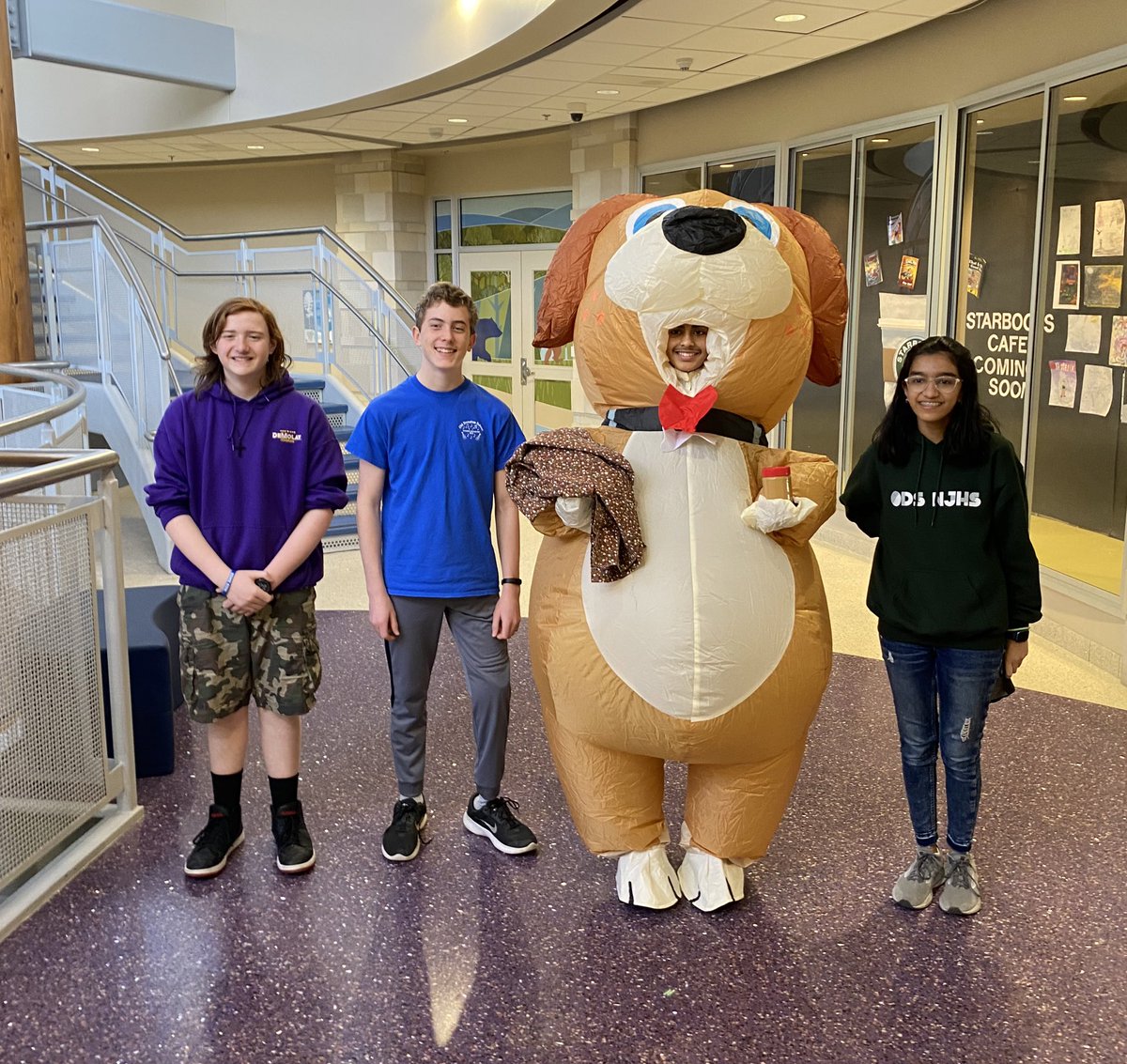 Keep an eye out for Jerry this week <a href="/BrickellAcademy/">Old Donation School</a>! He’s visiting this week to encourage you to donate to the Animal Supply Drive 🐾❤️ <a href="/ODS_NJHS/">ODS NJHS</a>