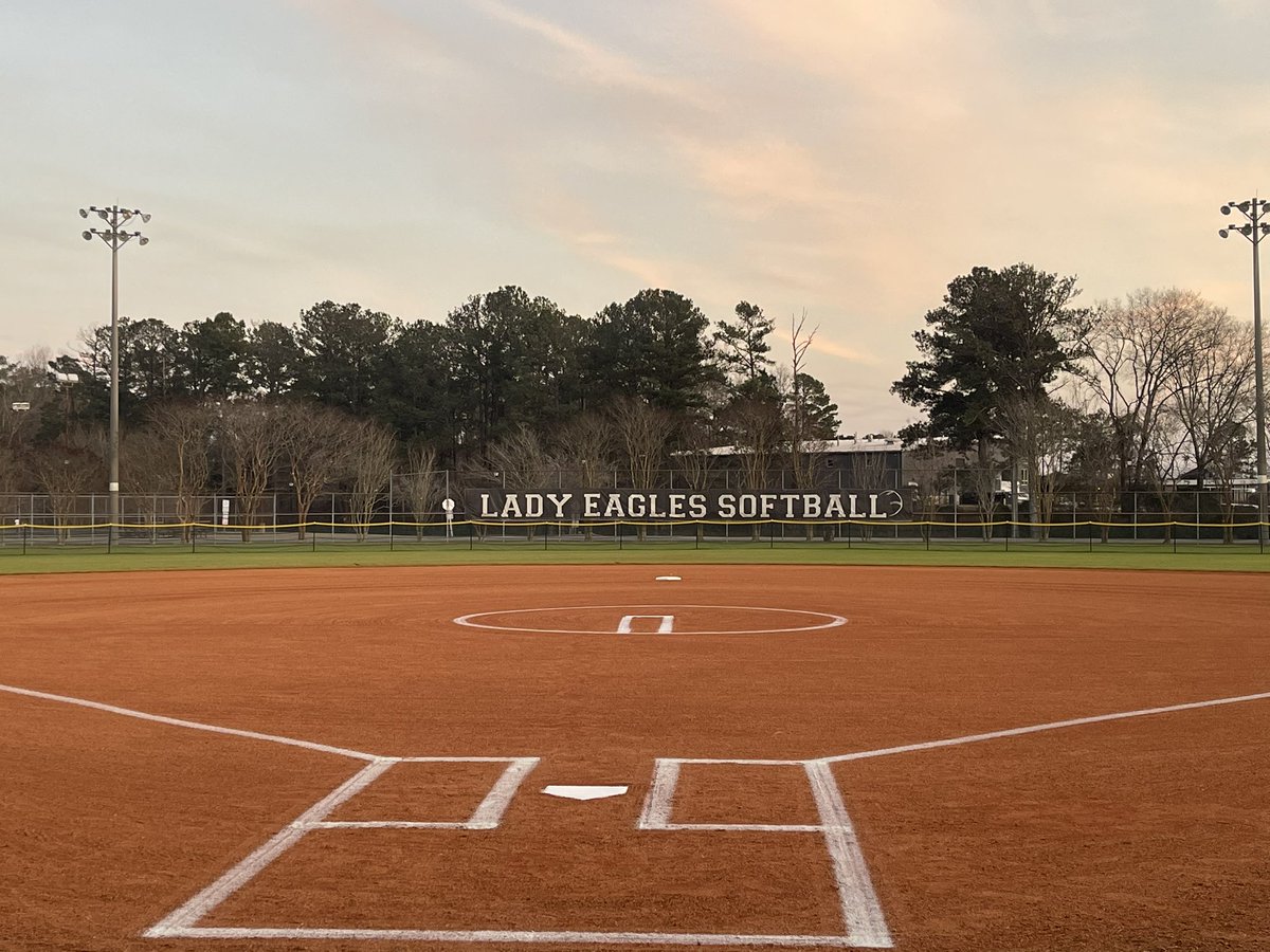 We are less then 24 hrs away from the 2023 MCC Eagles Softball team taking the field! 
📭 Sammie Davidson Complex - Meridian
⏰ 1:00 &amp; 3:00
🆚 Bishop State 
#doyourjob #findyourwings