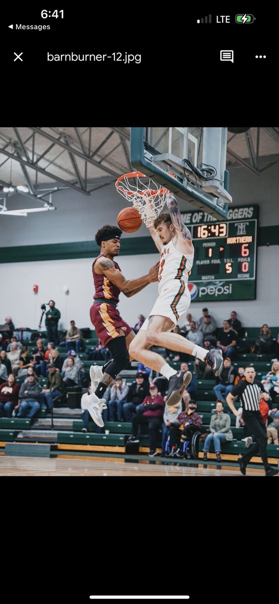 cdanhofbellach's tweet image. It’s a big week in the Bellach home✨
Senior night for @avabellach31
Last home game for @calebbellach
Also both kids are nearing the 1000 point mark for their respective careers‼️
Belly and I hate missing games - but this is as I say a #firstworldproblem we are so proud!