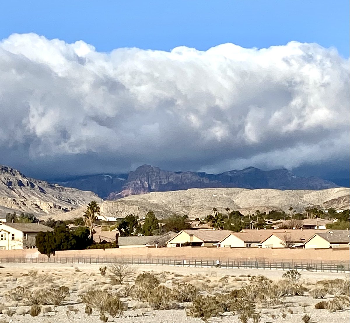 Sunday Views #vegas #lasvegas #bicycle #cycling #bike #bikelife #cyclinglife #roadbike #cyclist #cycle #cyclingphotos #ciclismo #bicicleta #bikes #ride #roadcycling #velo #cyclingshots #bicycles #cyclingpics  #outsideisfree #photography #fromwhereiride #bicyclelove #landscape